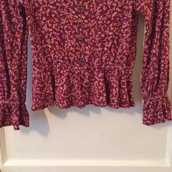 Floral blouse - Picture 3 of 3